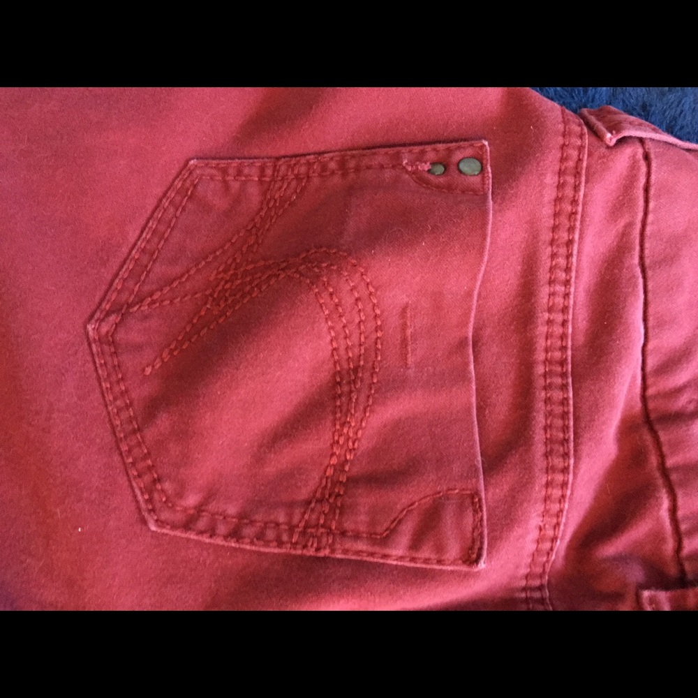 Freestyle Revolution lipstick red pants